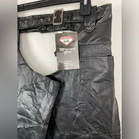 Diamond Plate Buffalo Leather size XL Black Leather Motorcycle Biker Chaps - Picture 2 of 10
